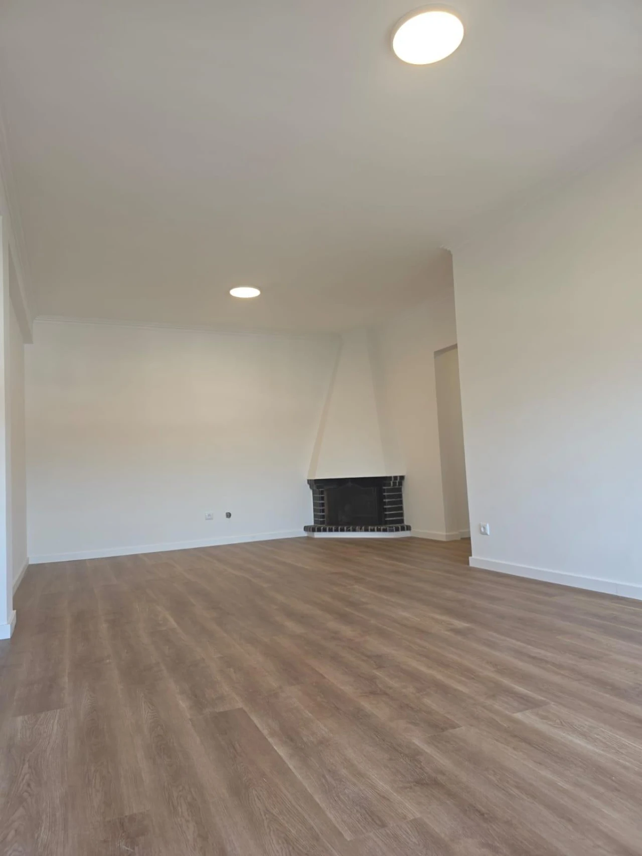 Apartamento T4 para Venda em Escapães Foto 7