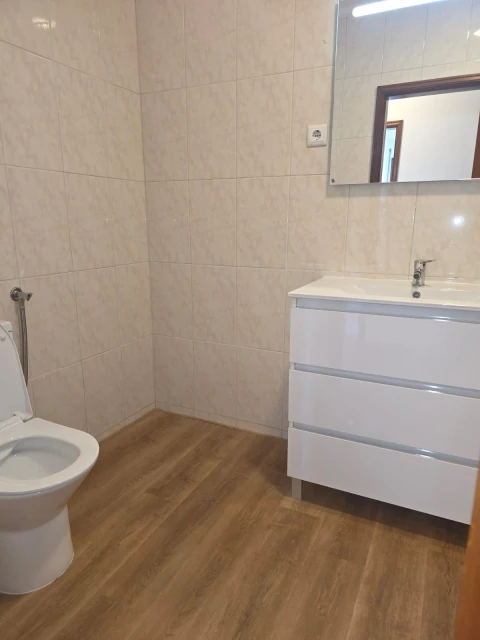 Apartamento T4 para Venda em Escapães