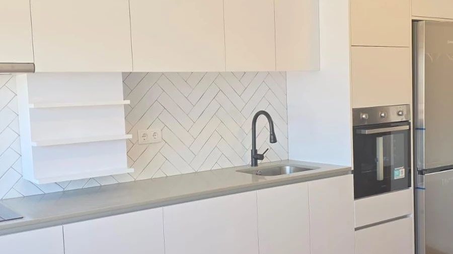 Apartamento T4 para Venda em Escapães