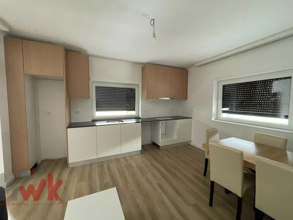 Apartamento T2 para Venda em Seia, São Romão e Lapa dos Dinheiros Foto 4