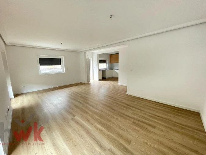 Apartamento T4 para Venda em Seia, São Romão e Lapa dos Dinheiros Foto 4