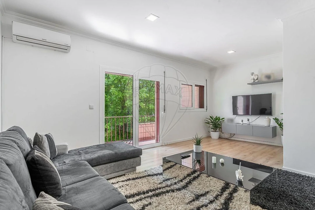 Apartamento T3 para Venda em Brito Foto 1