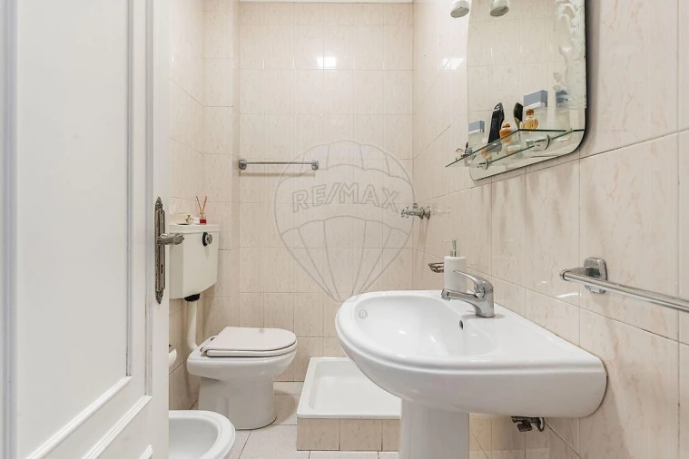 Apartamento T3 para Venda em Brito Foto 10