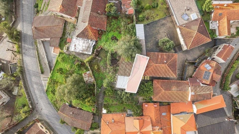 Moradia T3 para Venda em Bouro (Santa Maria)