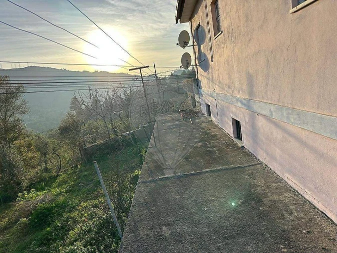 Moradia T4 para Venda em Valdosende Foto 12