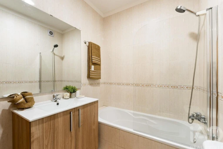 Apartamento T3 para Venda em Chafe Foto 24