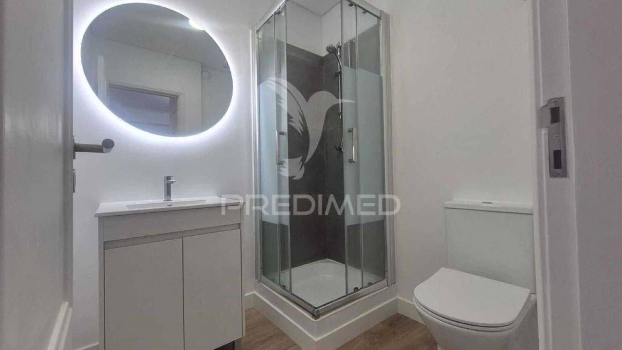 Apartamento T3 para Venda em Benfica Foto 17