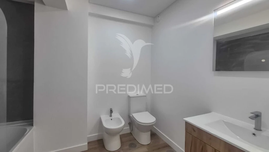 Apartamento T3 para Venda em Benfica Foto 13