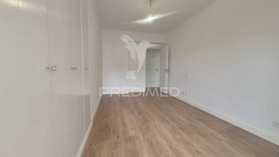 Apartamento T3 para Venda em Benfica Foto 13