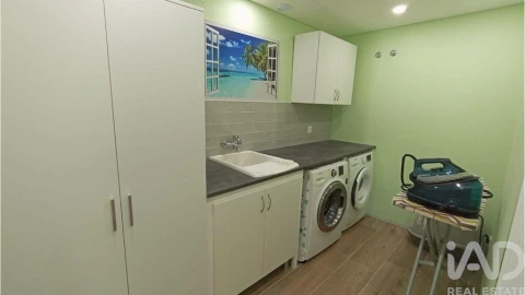 Moradia T2 para Venda em Sobral de Monte Agraço