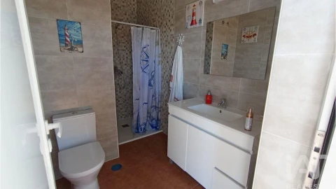 Moradia T2 para Venda em Sobral de Monte Agraço