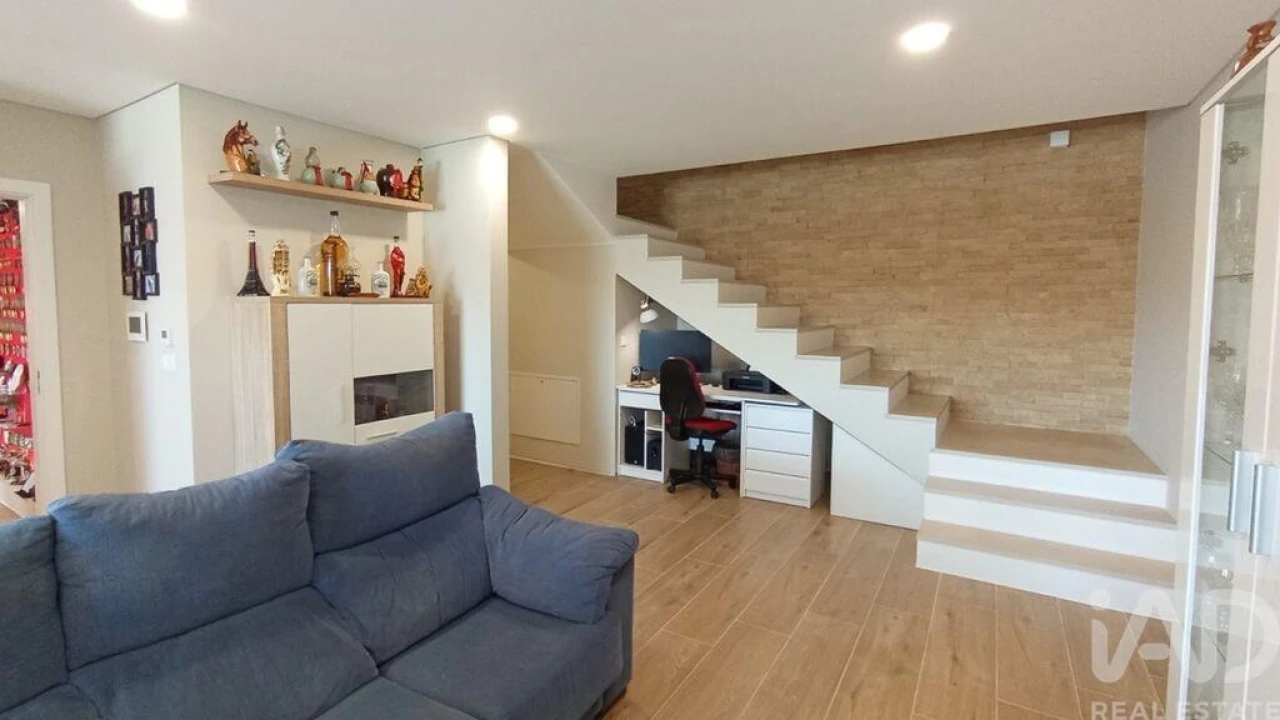 Moradia T2 para Venda em Sobral de Monte Agraço Foto 29
