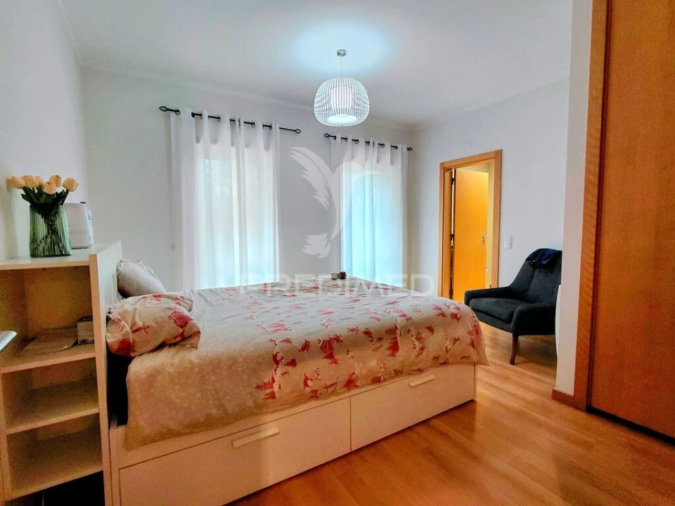 Apartamento T2 para Venda em Olhão Foto 7
