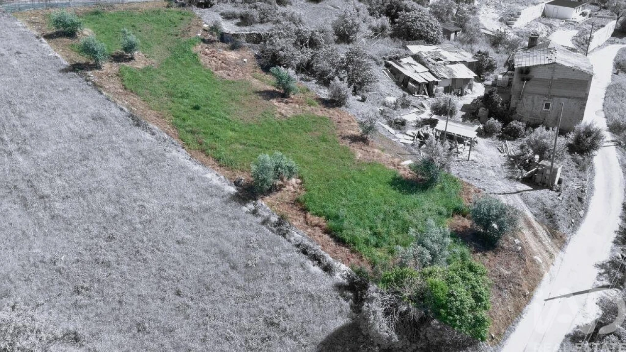 Terreno para Venda em Arrabal Foto 1