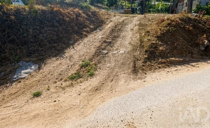 Terreno para Venda em Arrabal Foto 3