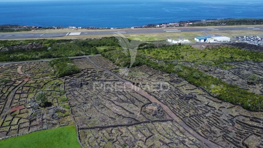 Terreno para Venda em Bandeiras