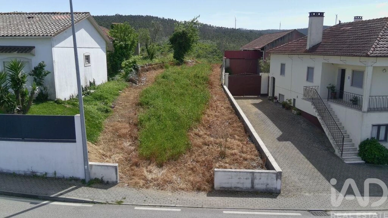 Terreno para Venda em Arrabal Foto 3