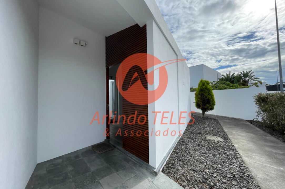 Moradia T3 para Venda em São Mateus da Calheta Foto 48