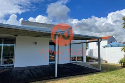 Moradia T3 para Venda em São Mateus da Calheta