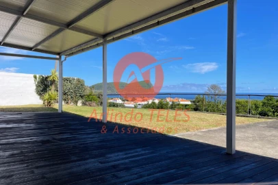 Moradia T3 para Venda em São Mateus da Calheta