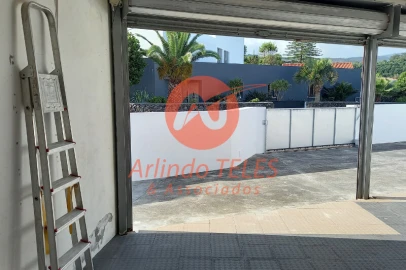 Moradia T3 para Venda em São Mateus da Calheta