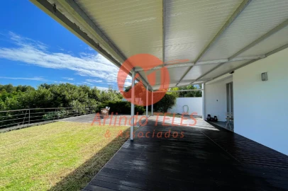 Moradia T3 para Venda em São Mateus da Calheta