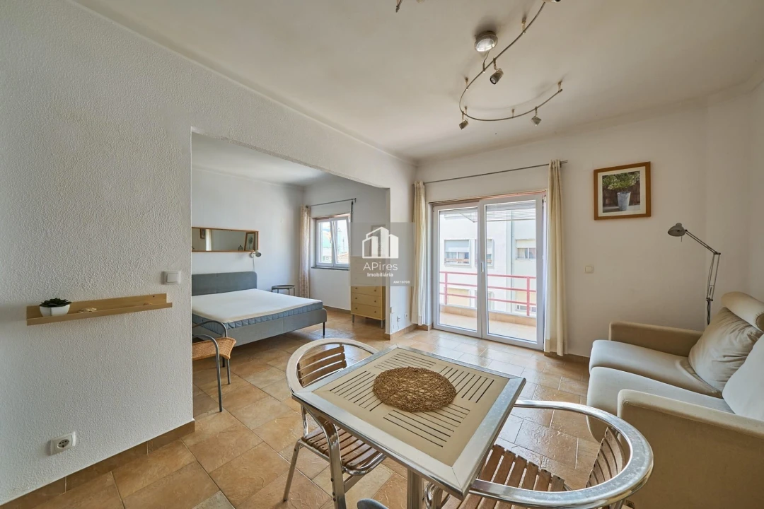 Apartamento para Venda em Costa da Caparica Foto 1