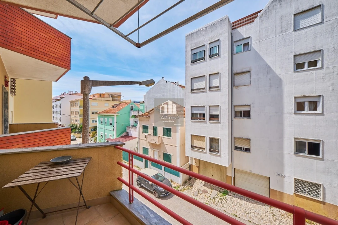 Apartamento para Venda em Costa da Caparica Foto 19