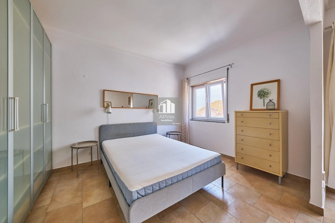 Apartamento para Venda em Costa da Caparica Foto 17