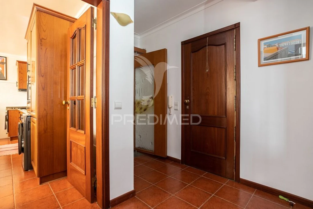 Apartamento T2 para Venda em Vila Real de Santo Antonio Foto 11