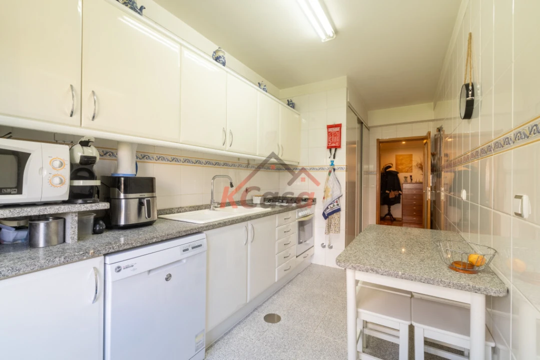 Apartamento T2 para Venda em Rio Tinto Foto 4