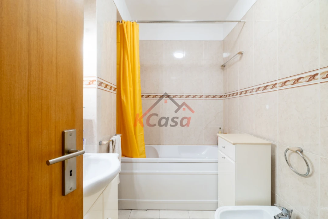 Apartamento T2 para Venda em Rio Tinto Foto 16