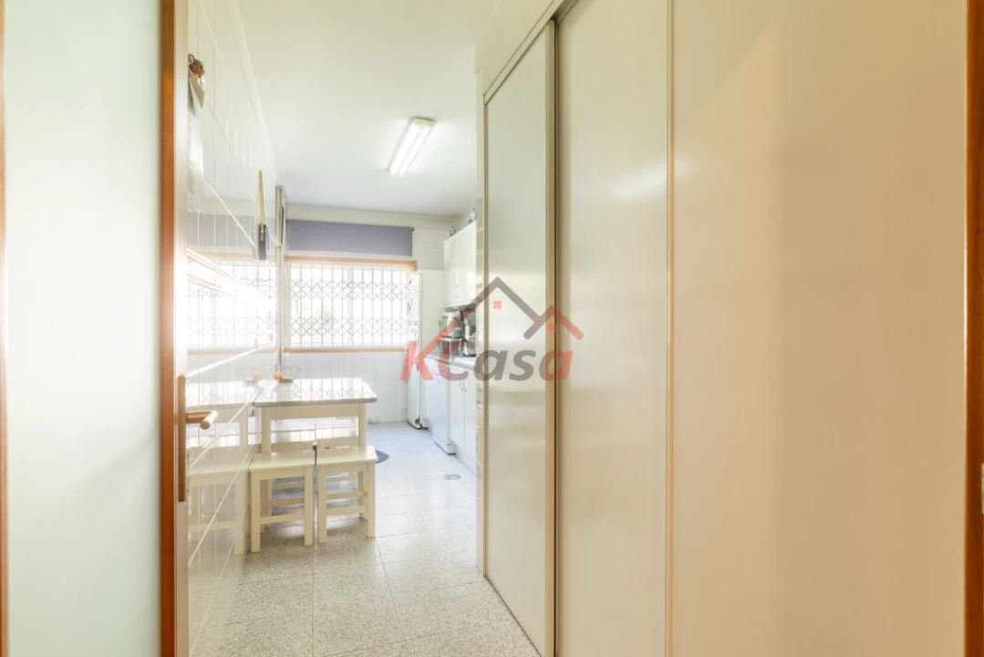 Apartamento T2 para Venda em Rio Tinto Foto 9