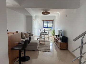 Apartamento para Venda em Charneca de Caparica e Sobreda