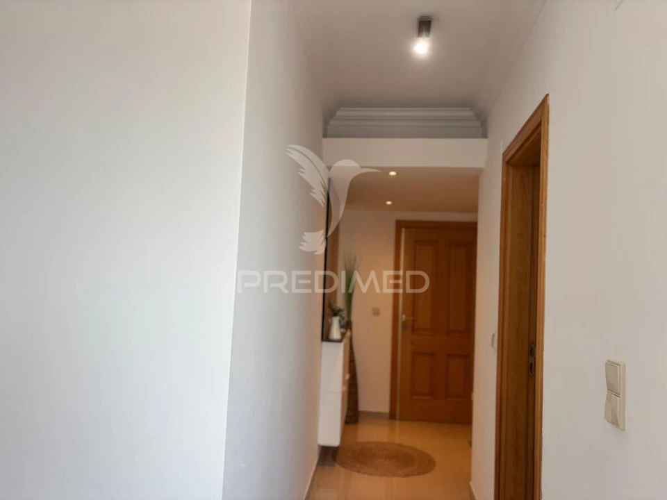 Apartamento para Venda em Charneca de Caparica e Sobreda Foto 7