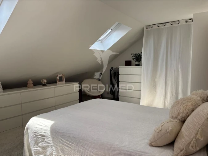 Apartamento para Venda em Charneca de Caparica e Sobreda Foto 12