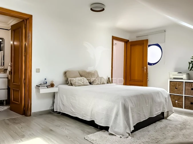 Apartamento T1 para Venda em Charneca de Caparica e Sobreda Foto 11