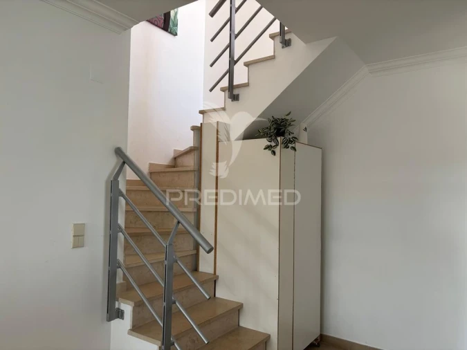 Apartamento para Venda em Charneca de Caparica e Sobreda Foto 9