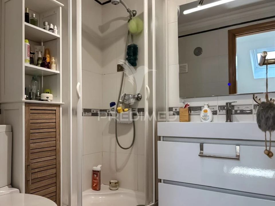 Apartamento T1 para Venda em Charneca de Caparica e Sobreda Foto 14