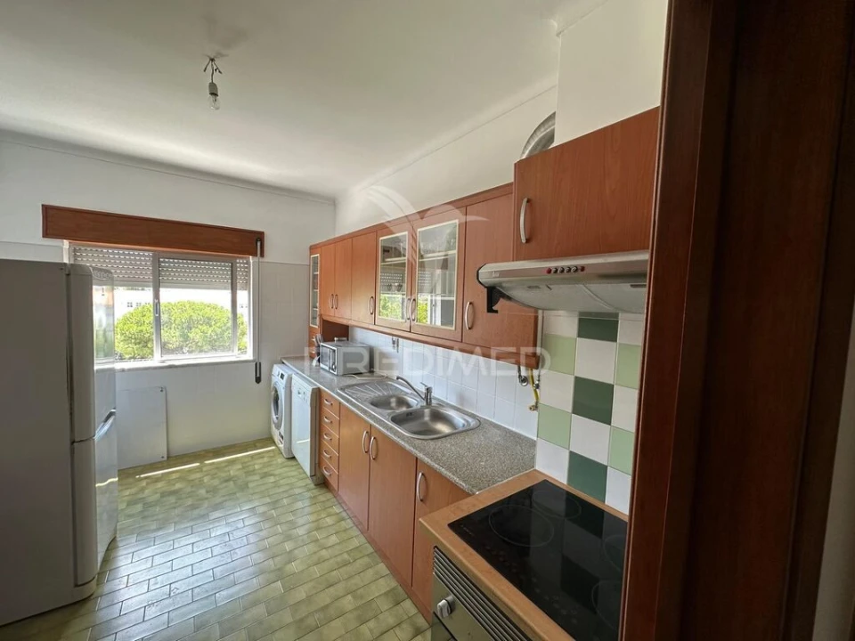 Apartamento T2 para Venda em Azeitão (São Lourenço e São Simão) Foto 1