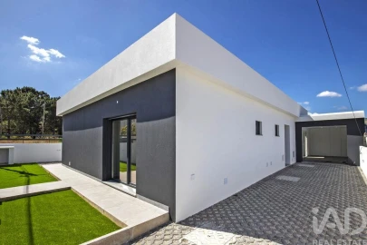 Moradia T4 para Venda em Fernao Ferro