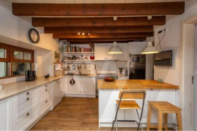 Moradia T4 para Venda em Carcavelos e Parede