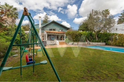 Moradia T4 para Venda em Carcavelos e Parede
