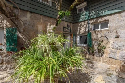 Moradia T4 para Venda em Carcavelos e Parede