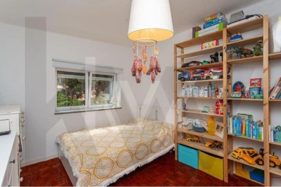 Moradia T4 para Venda em Carcavelos e Parede