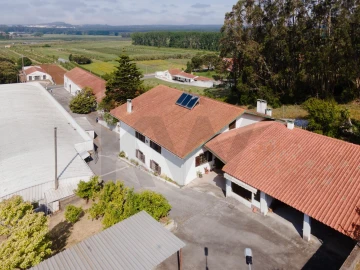 Moradia T4 para Venda em Coz, Alpedriz e Montes