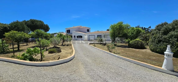 Moradia T3 para Venda em Lagoa e Carvoeiro