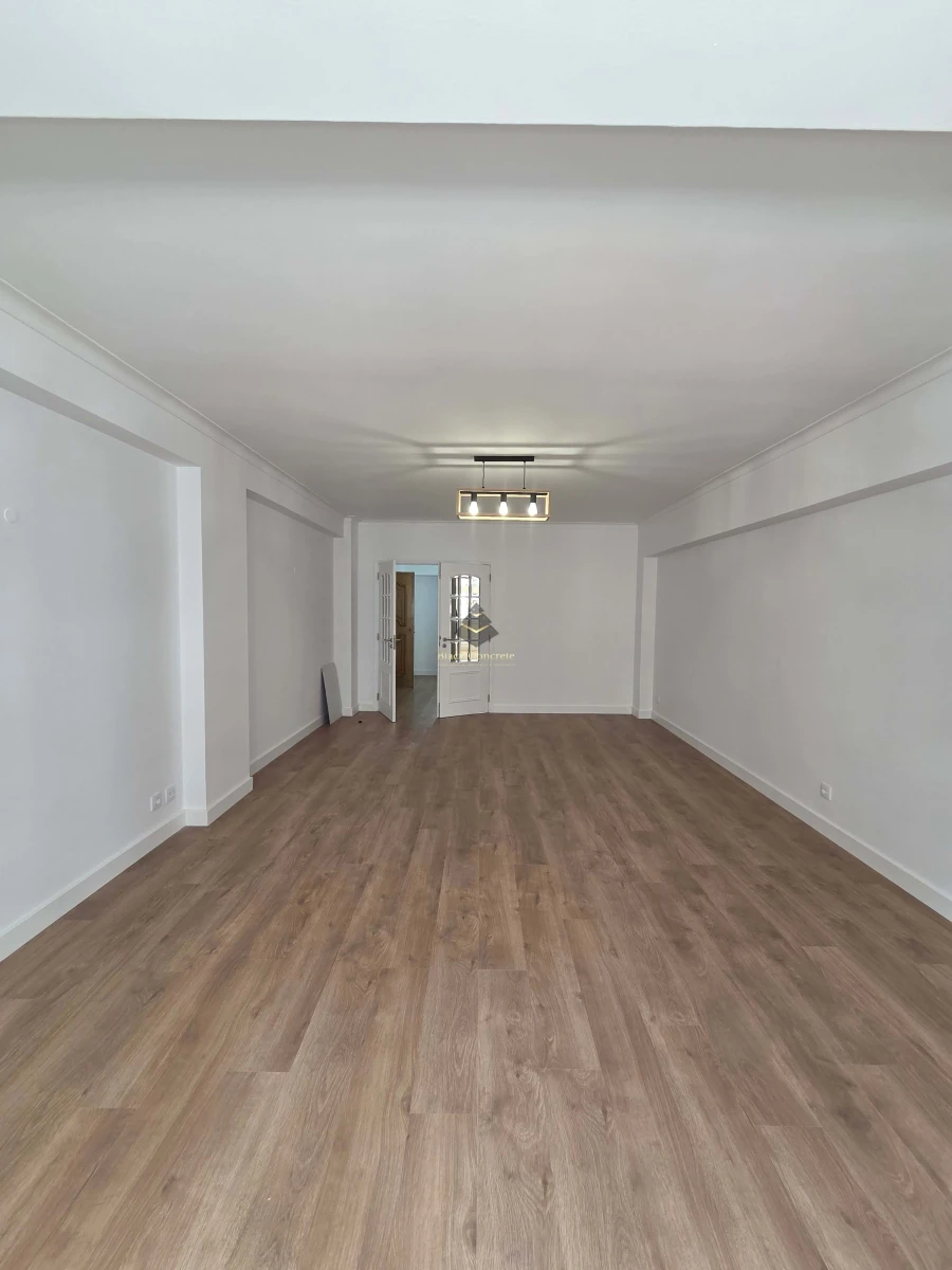 Apartamento T3 para Venda em Benfica Foto 7