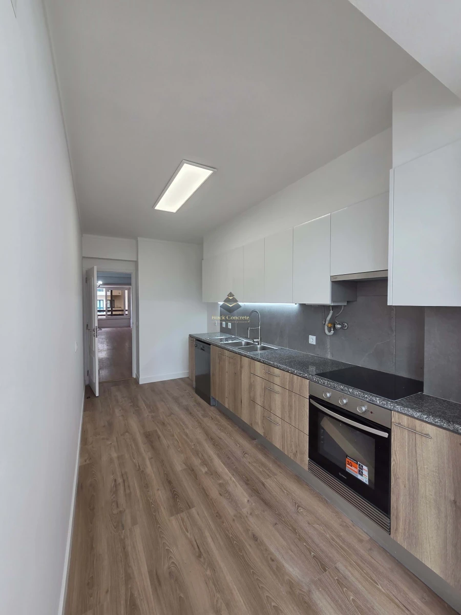 Apartamento T3 para Venda em Benfica Foto 29