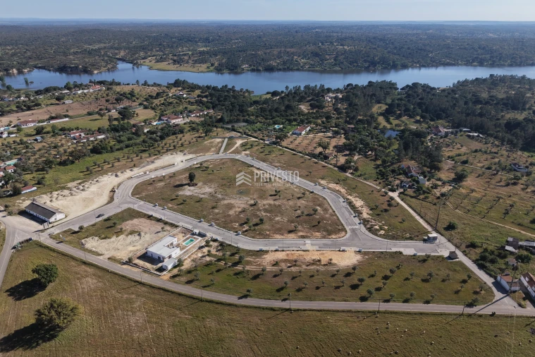 Moradia T3 para Venda em Montargil Foto 2